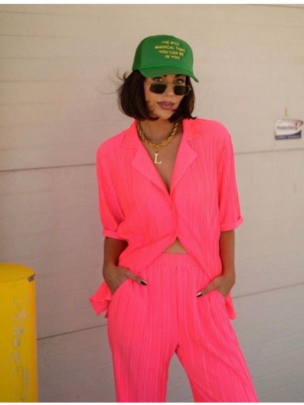 LALA ORIGINAL: The World is Yours Plissé in Electric Pink